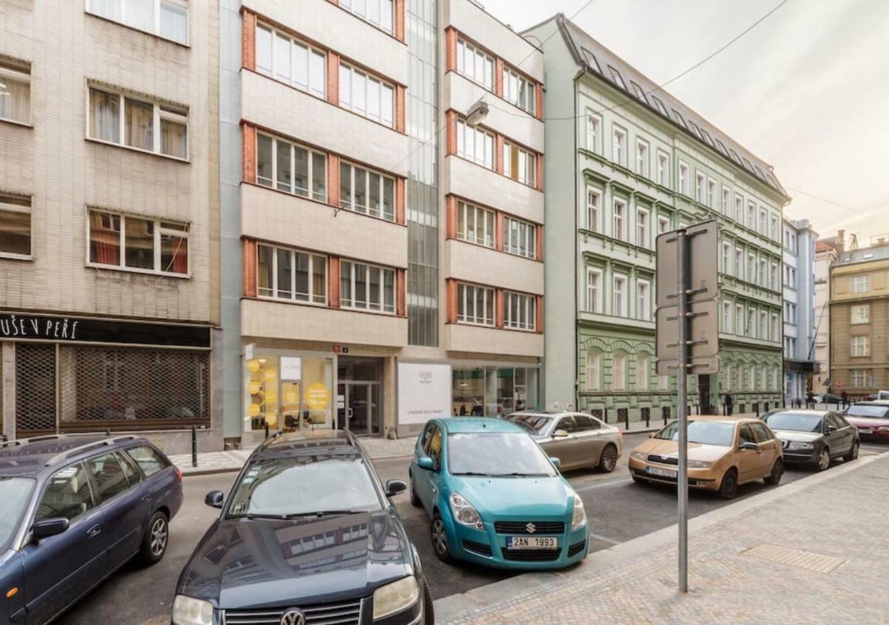 Central Prague Crown Apartments 외부 사진