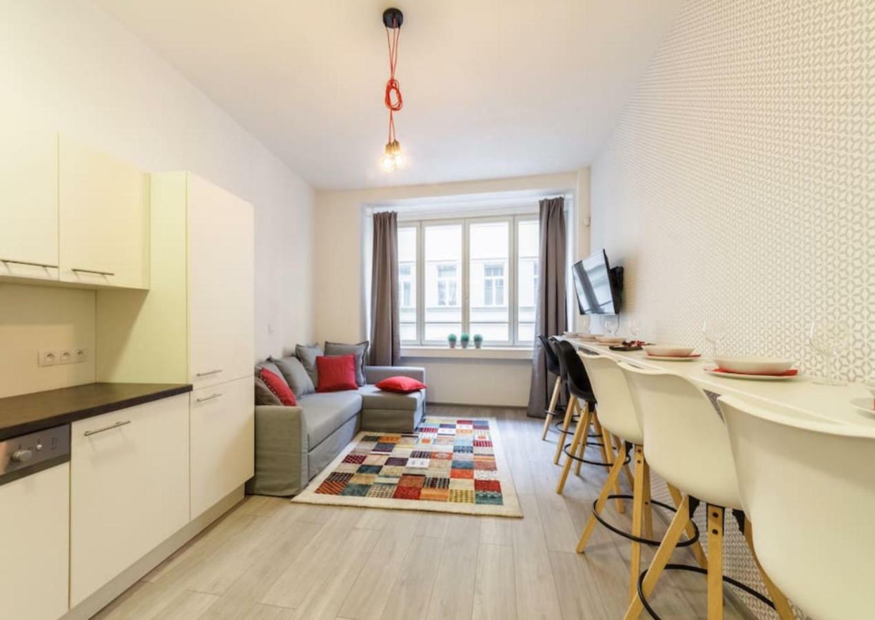Central Prague Crown Apartments 외부 사진