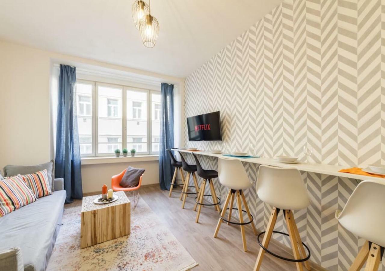 Central Prague Crown Apartments 외부 사진