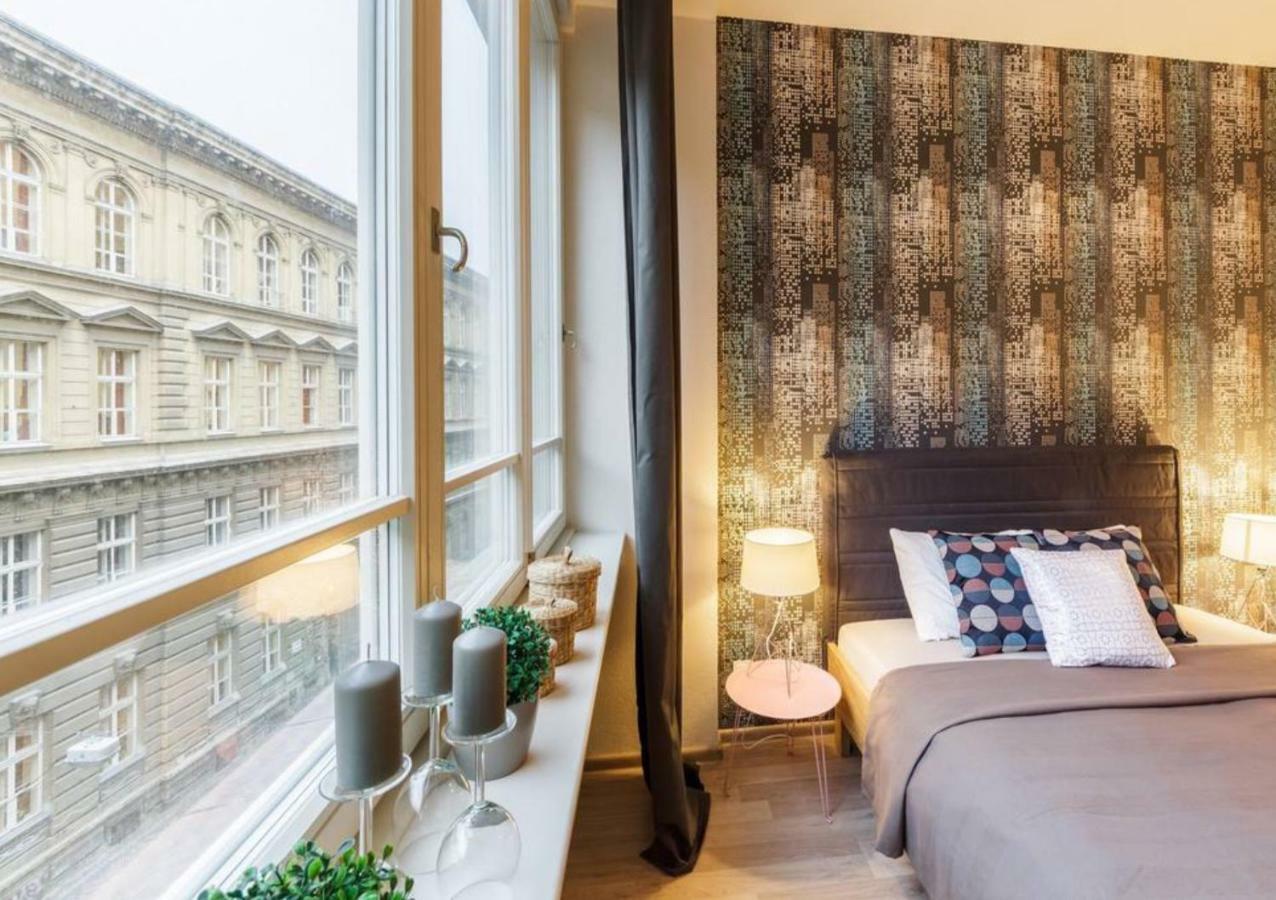 Central Prague Crown Apartments 외부 사진